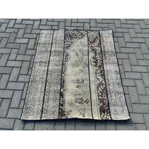 Tapis turc à accents persans 3,7x4,4 pieds, tapis en laine persan brun vintage - Product Image 1