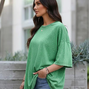 T-shirt en diamant brillant de haute qualité, transfert de strass personnalisé, t-shirts d'été pour femmes, t-shirt en strass brillant - Product Image 5