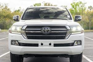 LUXURY RIDE 2021 Cruiser Heritage Edition, Motor V8 de 5.7 Litros, Tracción en las 4 Ruedas, Último Año de la Serie 200 - Product Image 3