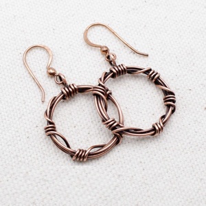 Pendientes de Bisutería Chapados en Oro 2025, Pendientes Geométricos con Cuentas Coloridas Texturizadas y Patina Oxidada, Joyería de Moda Vintage de Latón - Product Image 2