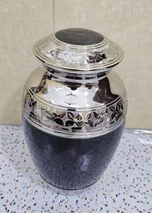 โกศเผาศพทองเหลืองลายใบไม้สีเขียวทองขนาดใหญ่แบบอเมริกัน ทำด้วยมือ สำหรับผู้ใหญ่ ความจุ 220 ลูกบาศก์นิ้ว พร้อมโลงศพสัตว์เลี้ยงคุณภาพพรีเมียมสำหรับใส่เถ้ากระดูก - Product Image 4