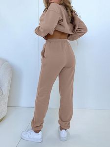 Ropa de invierno, último diseño, chándal de mujer de talla grande, venta al por mayor, chándal cómodo para mujer - Product Image 2