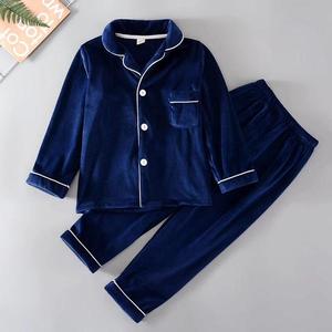 ชุดผู้หญิงสีน้ำเงินเข้ม - Product Image 1