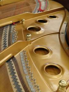 Piano de cola Kawai NX-50A en excelente estado, entrega rápida, acabado original elegante, teclas suaves, segunda mano, NX-50 NX50 - Product Image 5