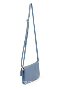 Bolso Bandolera con Solapa y Botón a Presión, Estilo Cartera Compacta - Cuero Genuino Italiano - Hecho a Mano - PS530 - Product Image 2