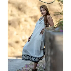 Vestido Largo Blanco Tejido a Mano con Diseño de Tulipán - Transpirable, con Aberturas y Cinturón, Manga Abullonada, Ropa Casual de Trabajo (XS) - Product Image 1