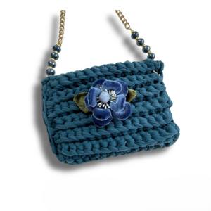 Sac à bandoulière en coton crocheté fait main Printemps Été Sangle unique Boutons Fleurs Motif géométrique Bleu sarcelle 60cm Italie - Product Image 1