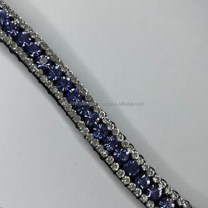 Banda de cuero para cejas de caballo, banda de lujo de 3 filas, cristales púrpura y plata, diamantes de imitación mega ostentosos - Product Image 4