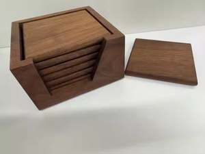 ชุดจานรองแก้วไม้แบล็ควอลนัททรงสี่เหลี่ยมคลาสสิก ทำด้วยมือ เป็นมิตรกับสิ่งแวดล้อม โดย Crescent Crafts - Product Image 3