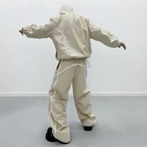 Veste et pantalon de jogging décontractés en polyester personnalisés, coupe régulière, réfléchissants, imperméables, coupe-vent, légers et respirants - Product Image 2