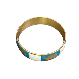 Bracelet contemporain en résine marbrée couleur crème, forme irrégulière, durable, fait main, imperméable, écologique, finition haute brillance - Product Image 4