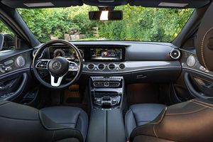Mercedes-Benz E450 4Matic Wagon 2019 Usado en Buen Estado, 24 mil Millas, Motor V6 Twin-Turbo, Tracción en las Cuatro Ruedas, Paquete AMG Line - Product Image 4