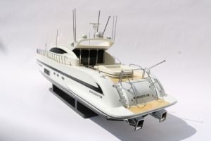 MODÈLE DE BATEAU EN BOIS MANGUSTA 108 COQUE NOIRE-MODÈLE DE BATEAU ARTISANAT POUR LA DÉCORATION-CADEAU DE HAUTE QUALITÉ - Product Image 6