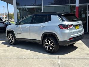 Jeep Compass Limited 4WD USADO de 2025 - Product Image 3