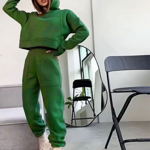 High quality Low MOQ Wholesale Sweatsuits for <b>Women</b> Thermal Tracksuit Hoodie and Jogger Sweatpants <b>Set</b> for <b>Women</b> 2025 - Product Image 2