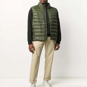 Chaleco acolchado ligero con cuello levantado y acolchado con logotipo personalizado para hombre, chaqueta acolchada de algodón de alto nivel para la calle, precio barato, OEM - Product Image 5