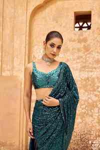 Tenue fantaisie Style moderne qualité lourde 60 grammes Georgette Saree Blouse avec lourd 5mm Khichdi séquence broderie travail à vendre - Product Image 5