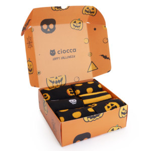 Calzini da uomo in cotone caldo con design di Halloween, 6 paia in confezione regalo, taglia unica, stile quotidiano con logo sul fondo in spandex e poliestere. - Product Image 1