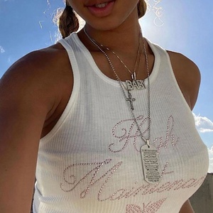 Venta al por mayor de alta calidad de diamantes de imitación acanalado de punto Crop Tank Top para las mujeres - Product Image 5