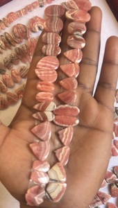 Par de Rodocrosita Rosa natural Piedras preciosas sueltas Cabujón pulido Mezcla de formas Par de Rodocrosita Piedras preciosas de cristal curativas, - Product Image 3