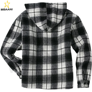 Chaqueta de franela con capucha (una combinación de camisa y chaqueta) con forro Sherpa para hombres. - Product Image 2