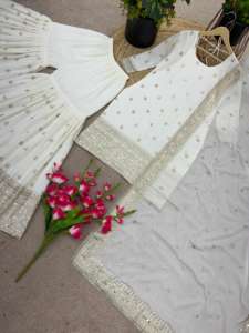 El último diseñador Pure Chinon Seda Bordado Secuencia Trabajo Sharara Traje Por Fab Zone - Product Image 3