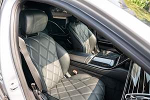 Sedán MERCEDES-MAYBACH S580 4MATIC 2024 SUPER LIMPIO, LISTO PARA ENVIAR - Product Image 5