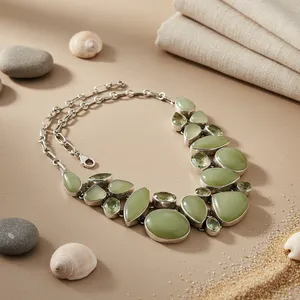 Collier pour femme en pierre naturelle de jade vert, avec pendentif géométrique tendance, chaîne à maillons argentés, cadeau de fête, bijoux - Product Image 3