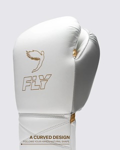 Guantes de Boxeo de Alta Calidad Hechos a Medida para Entrenamiento de Artes Marciales, Modelo Fly Profesional con Logotipo Personalizado para Gimnasio. - Product Image 2