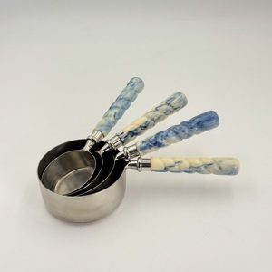 Juego de 4 Tazas Medidoras de Acero Inoxidable 202 con Mango de Resina Ecológica de Alta Calidad para Hogar, Restaurante y Bar a Bajo Precio - Product Image 4