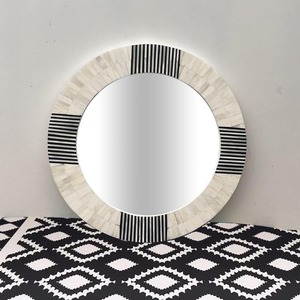 Miroir décoratif mural en résine MDF, cadre en bois, miroir de salle de bain pour la décoration de la maison ou la décoration murale - Product Image 4