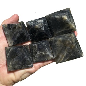 Mayorista de Iolita Azul Natural Pirámide de Cristal Ágata Pirámides Piedras Preciosas Curación y Otras Artesanías de Cristal - Product Image 6