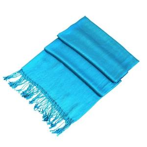 Écharpe longue en viscose chaude pour femmes en gros pour l'hiver, couleur unie, avec pompon, écharpe en cachemire, écharpes double face - Product Image 3