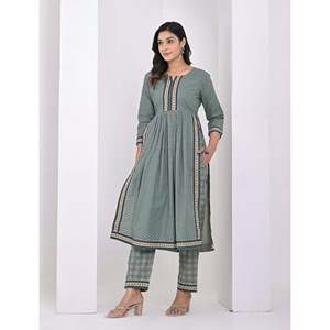 Green <b>Block</b> <b>Printed</b> Cotton Salwar Kameez Pant Set - Product Image 5