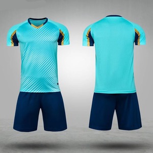 Conception GRATUITE Uniformes De Football Personnalisés Sublimation Uniforme De Football Maillot De Football Tissu Polyester Formation Uniforme De Football - Product Image 2