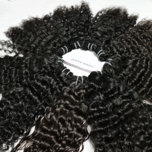 Vente en gros de paquets à double trame de machine à vagues profondes bouclées Extensions de cheveux humains noirs naturels alignés sur les cuticules du temple indien - Product Image 3