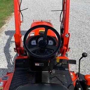 Tractor Kubota B2320 4WD con Retroexcavadora, Implementos de Corte, Motor Automático, Caja de Cambios, Bomba, Motor, Equipo Agrícola - Product Image 5