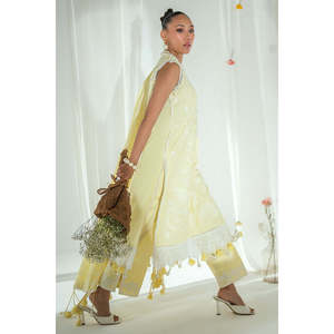 Conjunto de traje de 3 piezas bordado para mujer con dupatta estampada con efecto lacado DN-62020 - Product Image 5