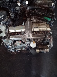 Motor Turbo 1HZ-T Original Usado, Motor Completo, Velocidad Máxima de 51-70 km/h, 11-20 Asientos - Product Image 2