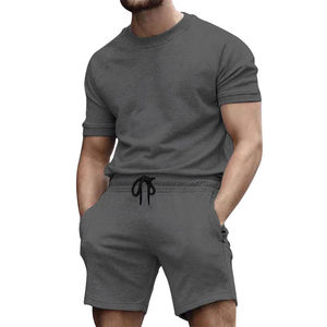 Ensembles de t-shirts et shorts à manches courtes en coton respirant très vendus par les hommes Meilleur matériel Ensemble de shorts d'été pour hommes avec logo personnalisé - Product Image 1