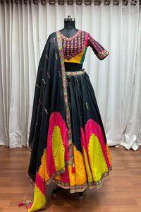 ออกแบบ gaji Silk ด้วยการพิมพ์ดิจิตอลและกระจกทำงาน lehenga choli expoert อินเดียและอุปทานในอัตราที่ต่ำที่สุด - Product Image 3