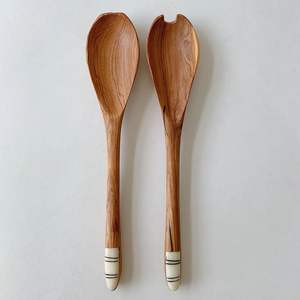 Servidores de ensalada de bambú de madera atractivos Cuchara y tenedor Juego de cubiertos Servidores de ensalada de madera para utensilios de cocina Mesa a precios asequibles - Product Image 3