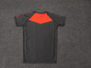 Custom Mma Rash Guards Sublimación Impresión Ultavoilet protección 240 GSM Compresión Grappling Bjj Rash Guards Hecho en Pakistán - Product Image 2