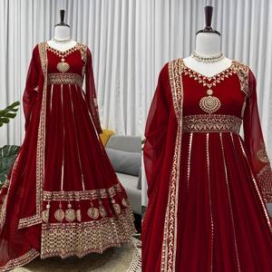 Adoptez un charme sans effort avec notre ensemble exclusif de salwar kameez 3 pièces, style moderne, prêt pour les fêtes, confectionné avec élégance. - Product Image 6