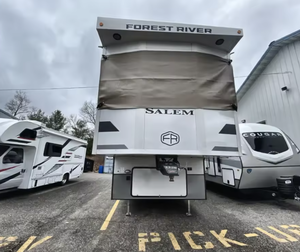 El mejor!! Remolque de Viaje RV Usado 2025 2024 2023 Quinta Rueda RiverStone 421FK Forest River Autocaravanas RV - Product Image 6