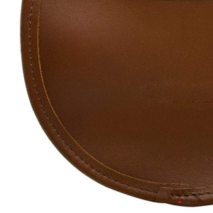 Sporran escocés de cuero negro liso para hombres con correa de cadena Medio vestido de cuero Premium Sporran en MOQ bajo - Product Image 4