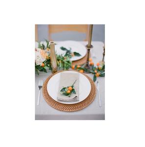 Sous-verres en rotin tressé rond naturel de qualité supérieure, résistants à la chaleur, avec support - Product Image 1