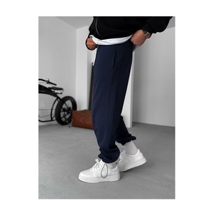 ชุดเซ็ตเสื้อฮู้ดดี้และกางเกงวอร์มสตรีทแวร์ผู้ชายแบบสั่งทำพิเศษ - ผ้าฝ้าย 100% ระบายอากาศได้ดี ยืดได้สี่ทิศทาง ชุดกีฬา - Product Image 3