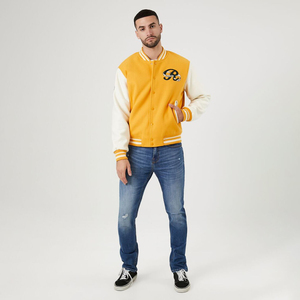 Chaqueta Universitaria Unisex de Lona Ecológica con Logotipo Personalizado, Estilo Varsity, Cortavientos, Transpirable, 100% Ecológica - Product Image 5