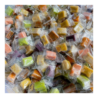 Prix de gros pour les bonbons au coco vietnamiens authentiques, saveur douce de bonbons au coco, mélange de saveurs pandan/taro
